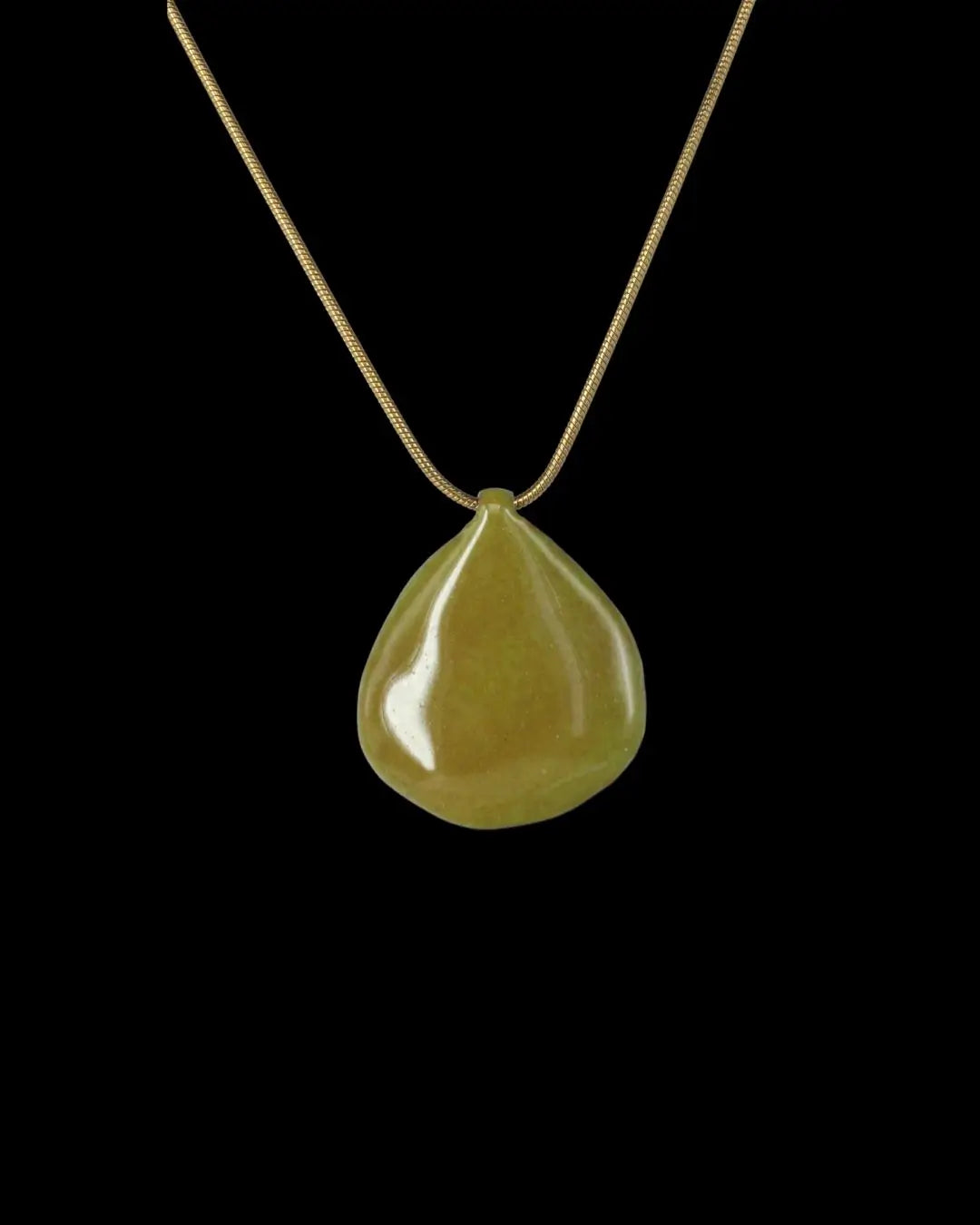 Mohnblütenblatt : Schmuck Anhänger Olivgrün