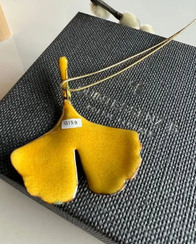 Ginkgo Kette mit Anhänger Kupfer emailliert Herbstfarbe